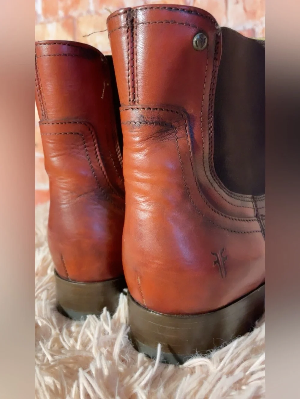 Frye Men's Chukka Boot in Chestnut Brown Leather